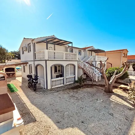 Apartment Cvangic Vir
